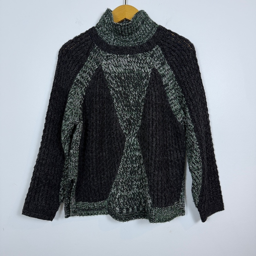 Curio New York Chunky Colorblock Turtleneck Sweater Size Medium Cozy Knit